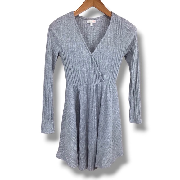 Gianni Bini Dresses & Skirts - GB Gianni Bini Gray Ribbed Skater‎ Circle Dress M